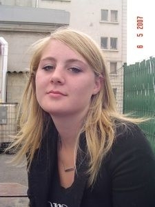 Vrouw (24) zoekt contact in Leiden 