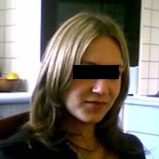 18 jarige Vrouw zoekt Man in Antwerpen (Antwerpen)