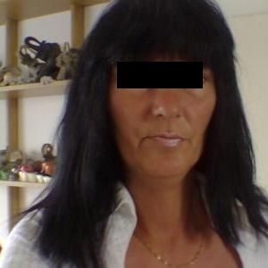 40 jarige Vrouw zoekt Man in Urk (Flevoland)