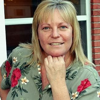 48 jarige Vrouw zoekt Man in Spijkenisse (Zuid-Holland)