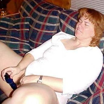 Geile dikke vrouw van 50 jaar zoekt man voor sex