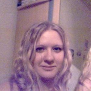 21 jarige Vrouw actief in Steenbergen (Noord-Brabant) en omgeving