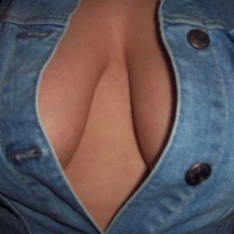 X-Odette-X40, 40 jarige Vrouw op zoek naar man voor seks in Vlaams-Brabant