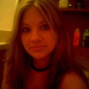 Kremziye2, 22 jarige Vrouw op zoek naar een sexdate in Oost-Vlaanderen