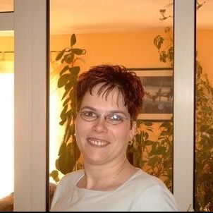 Bimeisje1, 66 jarige Vrouw op zoek naar een sexdate in Zuid-Holland