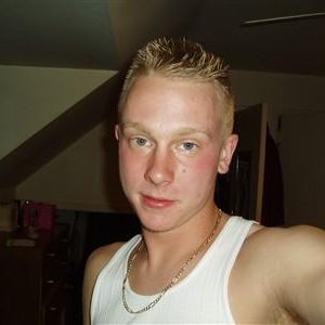 18 jarige Man zoekt Man in Schokland (Flevoland)