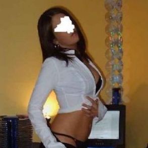 23 jarige Vrouw wilt sex in West-Vlaanderen