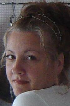 LouiseGirl-66 zoekt Man die houdt van Films, Romantiek, Televisie kijken, Tuinieren, Gezelschapsspellen, Astrologie