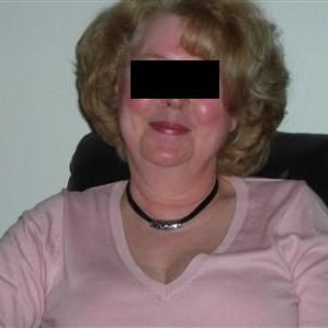 54 jarige Vrouw zoekt Man in Roeselare (West-Vlaanderen)