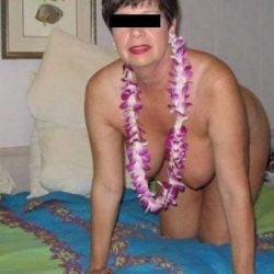 Yaelle_46 heeft zin in Kontneuken, Beffen, Buitensex, Dubbele Penetratie, Kontlikken, Neuken, Ongeremde Sex, Parkeerplaats Sex, Pijpen, Vaginale Sex, Vingeren