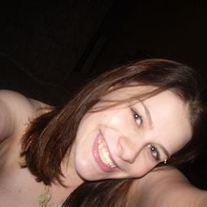 18 jarige Vrouw zoekt Man in Den-Haag (Zuid-Holland)