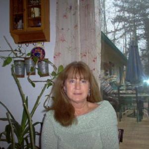 essie-utreg, 52 jarige Vrouw op zoek naar een date in Zuid-Holland