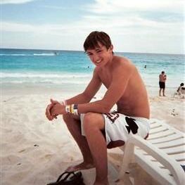 19 jarige Man zoekt Vrouw in Aalsmeer (Noord-Holland)