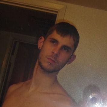 Klabater-87, 22 jarige Man op zoek naar een date in Zuid-Holland