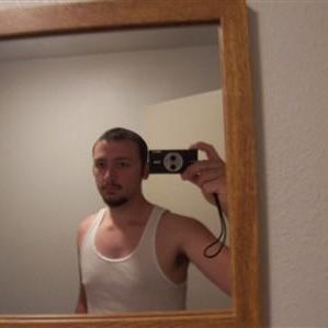 21 jarige Man zoekt Vrouw in Lier (Antwerpen)