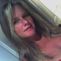 Relatie met X-Esther-X1
